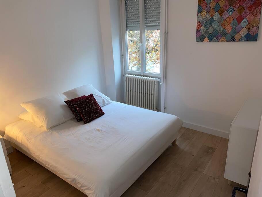 Propre Spacieux Renove Pratique Proche Centre Montceau-les-Mines Exteriör bild
